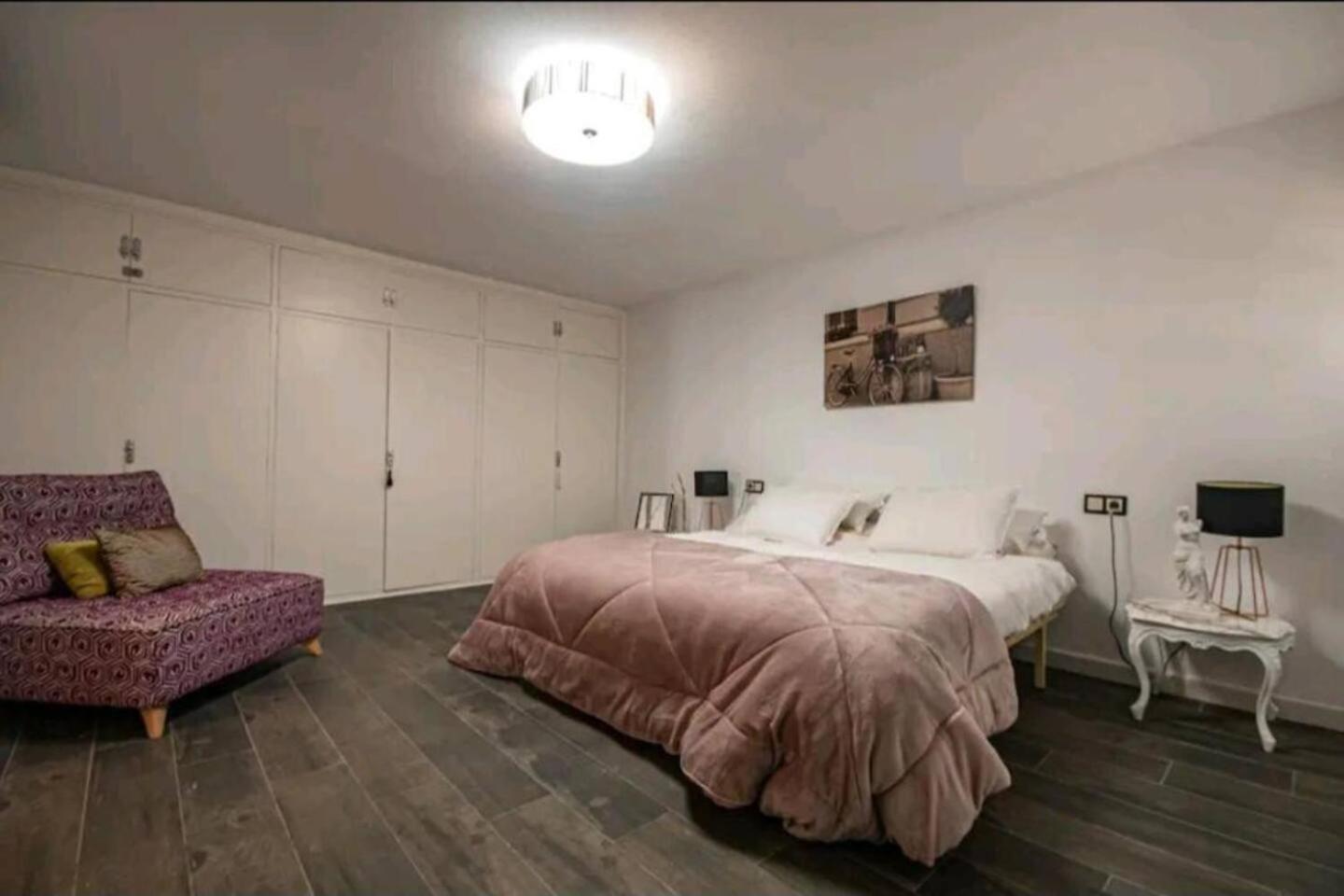 Stylish & Fully Furnished 3 Bedrooms Flat -4 Min Walk To Beautiful Beach Alicante Exterior photo